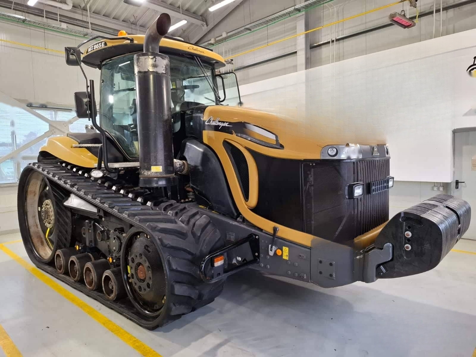 Tractor Challenger MT865E — 9