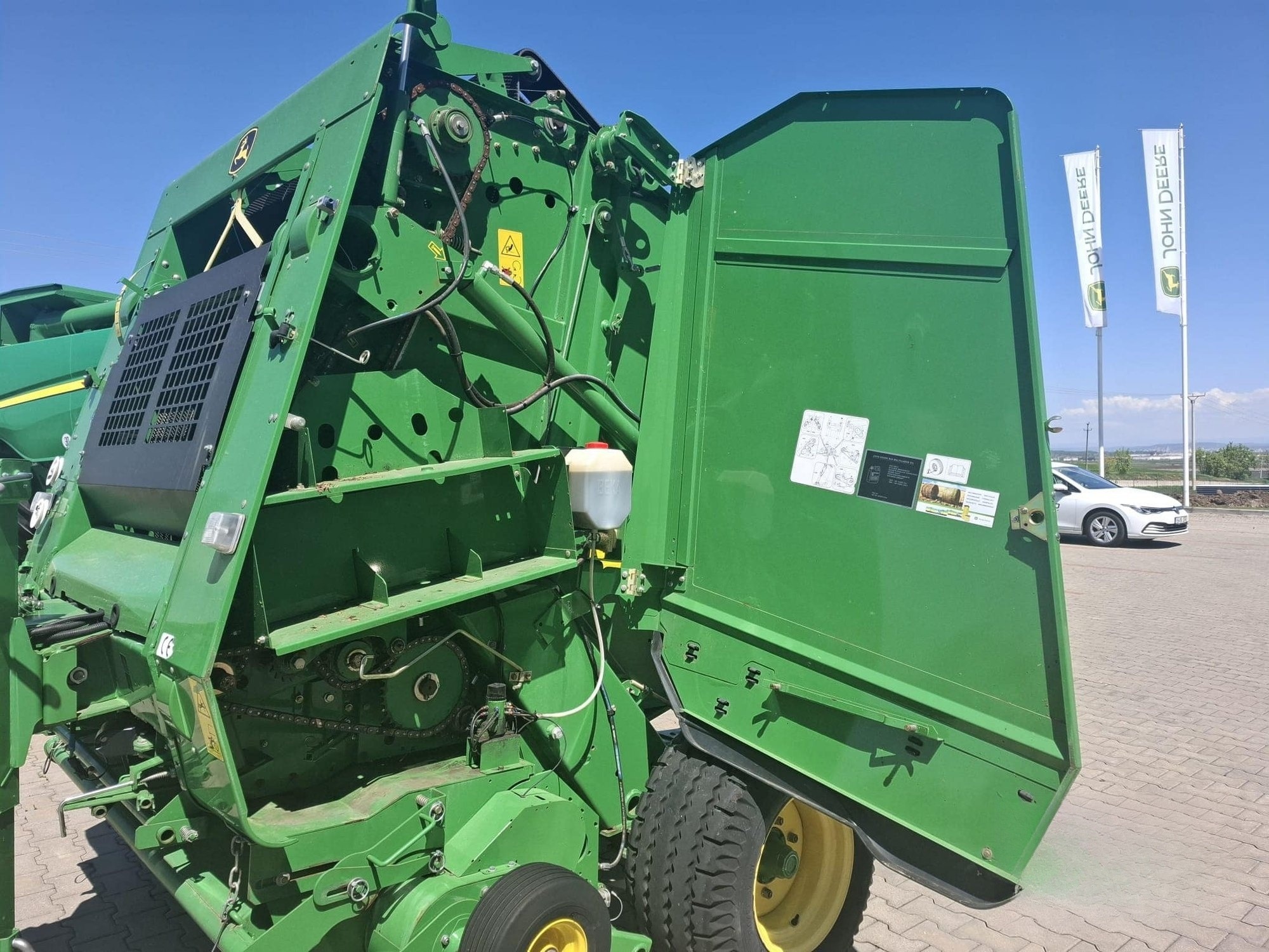 Presă de balotat John Deere 852 — 8