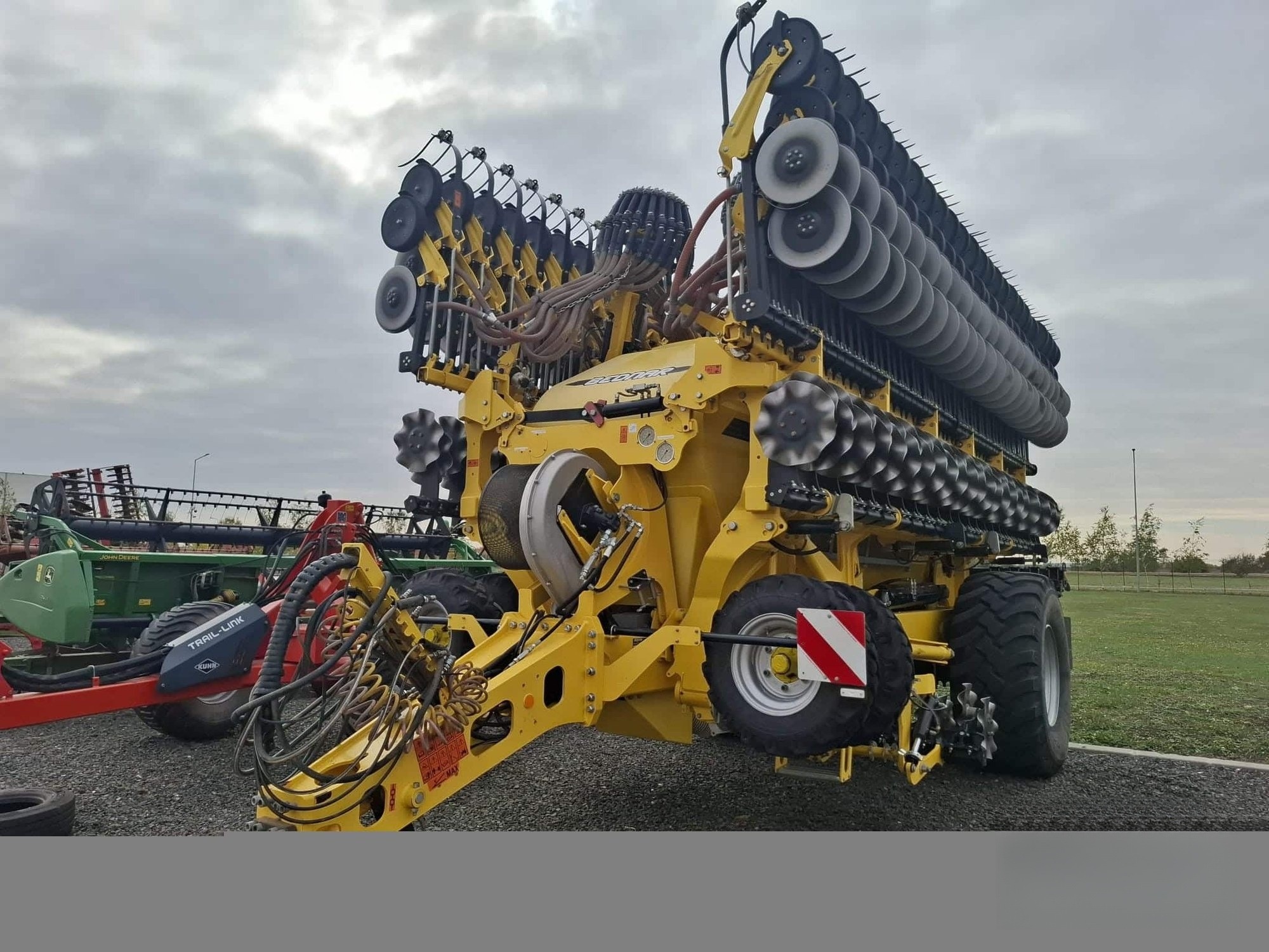 Semănătoare paioase Efecta CE 12000 — 3
